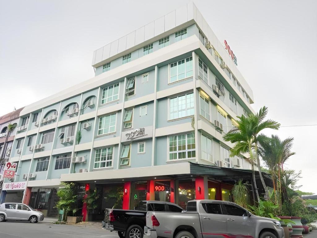 900 Inn Bintulu Exterior foto